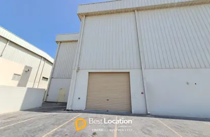 Warehouse - Studio - 2 Bathrooms for rent in Hidd - Muharraq Governorate