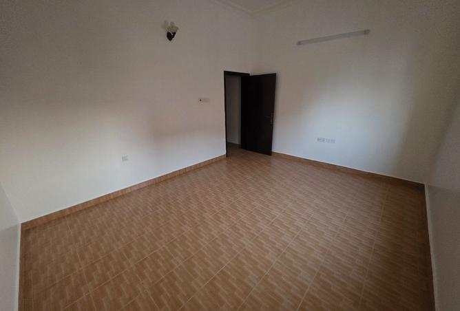 959884 - Property Image 2