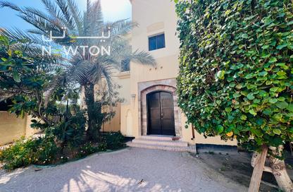 Villa - 5 Bedrooms - 5 Bathrooms for rent in Janabiya - Northern Governorate