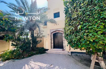 Villa - 5 Bedrooms - 5 Bathrooms for rent in Janabiya - Northern Governorate