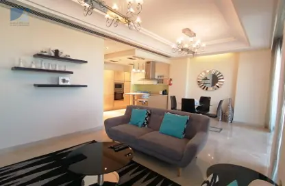 Living / Dining Room image for: Apartment - 1 Bedroom - 2 Bathrooms for rent in Reef Island - Capital Governorate, Image 1