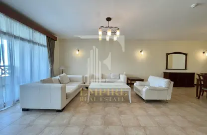 Apartment - 3 Bedrooms - 3 Bathrooms for rent in Seef - Capital Governorate