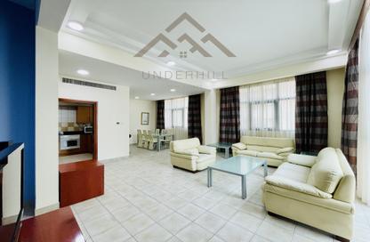 Apartment - 2 Bedrooms - 3 Bathrooms for rent in Al Juffair - Capital Governorate