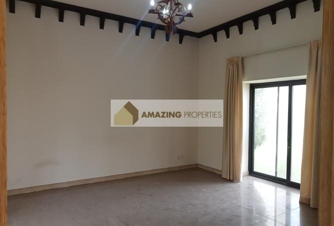 980021 - Property Image 2