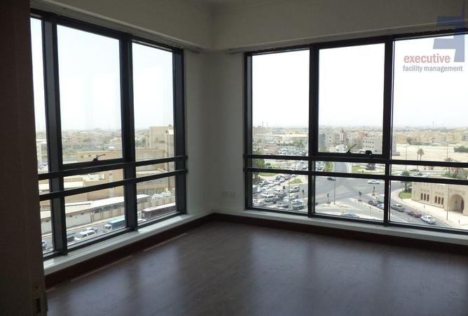 939126 - Property Image 2