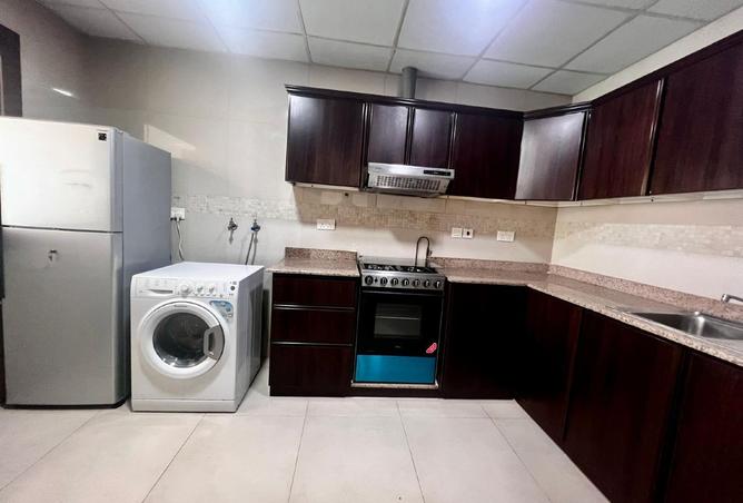 975099 - Property Image 3