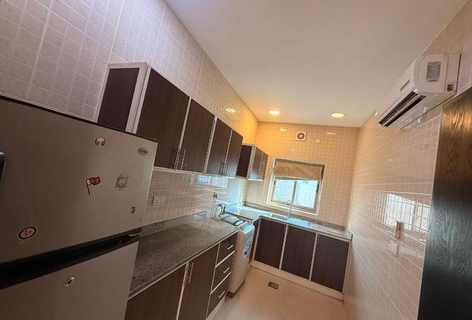 975541 - Property Image 2