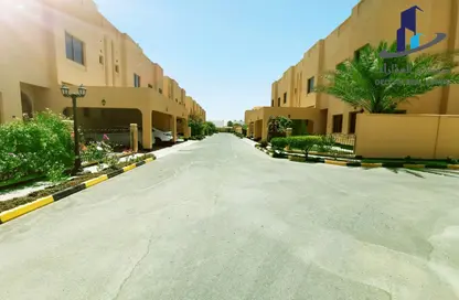 فيلا - 4 غرف نوم - 4 حمامات للايجار في الجنبية - المحافظة الشمالية