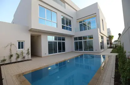 Pool image for: Villa - 5 Bedrooms - 6 Bathrooms for rent in Janabiya - Northern Governorate, Image 1