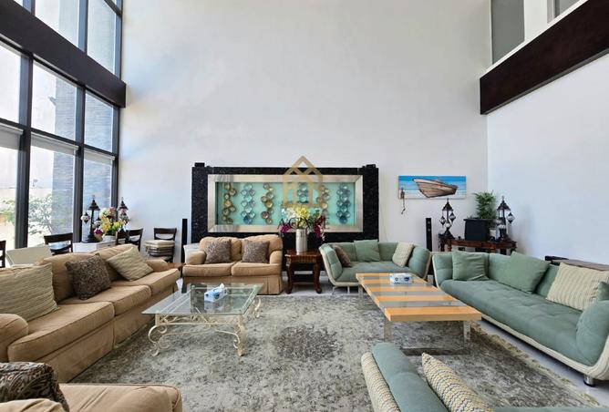 971340 - Property Image 2