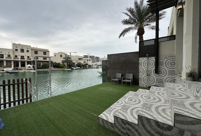 955721 - Property Image 2
