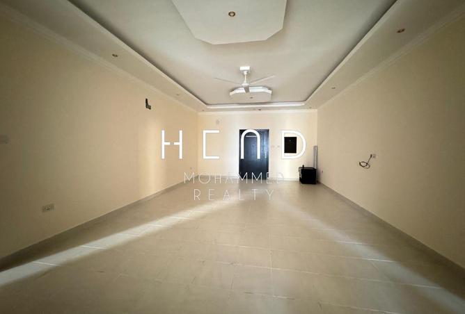 978957 - Property Main Image