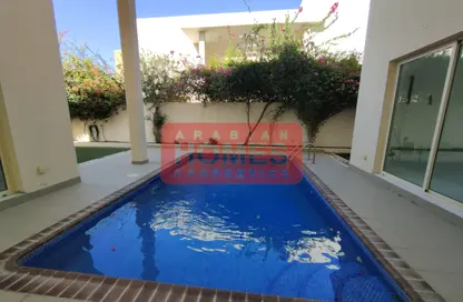 مجمع سكني - 4 غرف نوم - 5 حمامات للايجار في سار - المحافظة الشمالية