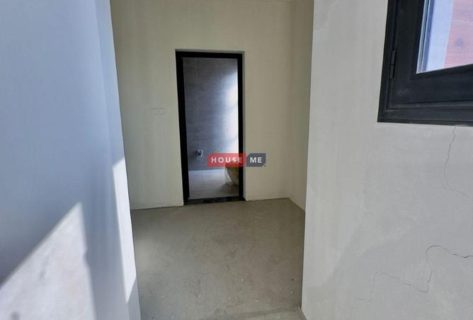 973528 - Property Image 2