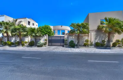 Villa - 6 Bedrooms - 7+ Bathrooms for sale in Tubli - Central Governorate