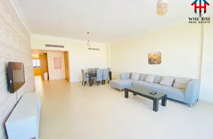 Apartment - 2 Bedrooms - 2 Bathrooms for rent in Um Al Hasam - Manama - Capital Governorate