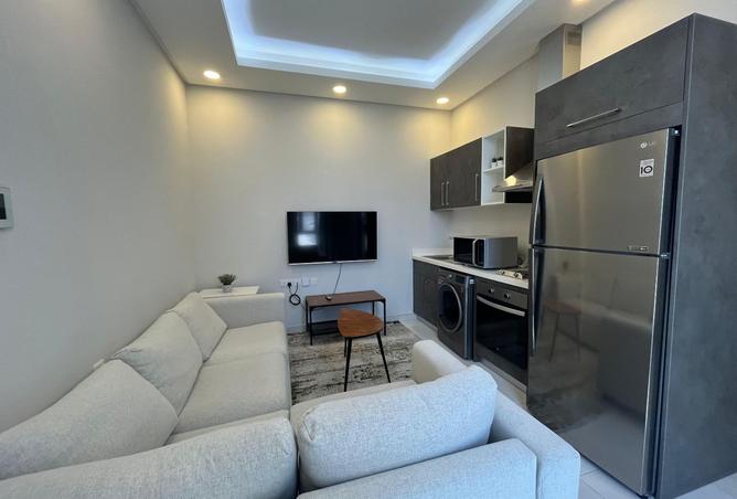 952344 - Property Image 2