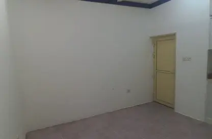 Apartment - Studio - 1 Bathroom for rent in Muharraq - Muharraq Governorate