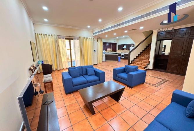 963149 - Property Image 2