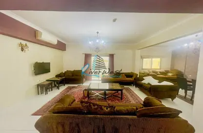 Apartment - 3 Bedrooms - 3 Bathrooms for sale in Busaiteen - Muharraq Governorate