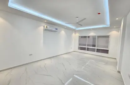 Apartment - 2 Bedrooms - 2 Bathrooms for rent in Tubli - Central Governorate