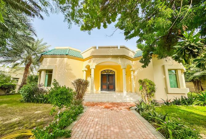 984177 - Property Image 2