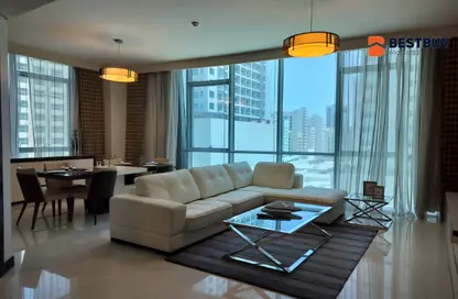 Apartment - 3 Bedrooms - 4 Bathrooms for rent in Al Juffair - Capital Governorate