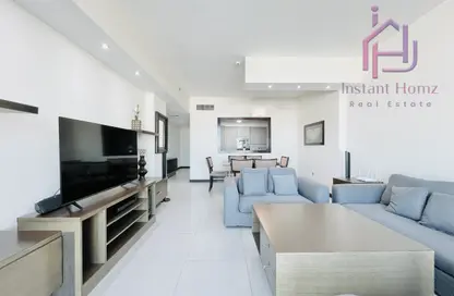 Apartment - 2 Bedrooms - 2 Bathrooms for rent in Al Juffair - Capital Governorate