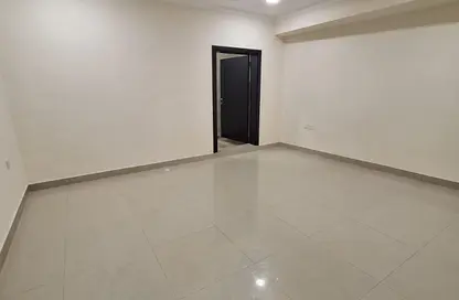 Apartment - 1 Bedroom - 1 Bathroom for rent in Ras Rumman - Manama - Capital Governorate