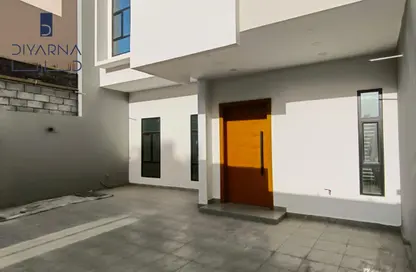 Villa - 3 Bedrooms - 4 Bathrooms for sale in Bani Jamra - Northern Governorate