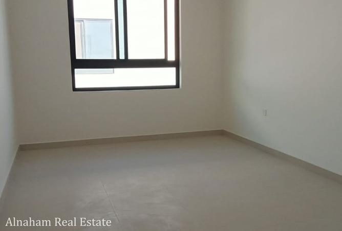 950610 - Property Image 2