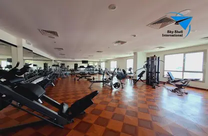 Apartment - 2 Bedrooms - 3 Bathrooms for rent in Al Juffair - Capital Governorate