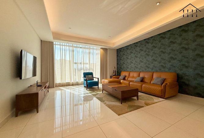 952711 - Property Image 2