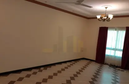 Empty Room image for: Apartment - 2 Bedrooms - 3 Bathrooms for rent in Al Burhama - Manama - Capital Governorate, Image 1