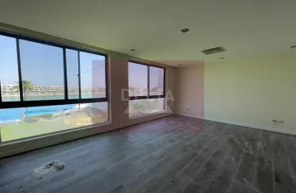 Villa - 5 Bedrooms - 5 Bathrooms for rent in Amwaj Islands - Muharraq Governorate