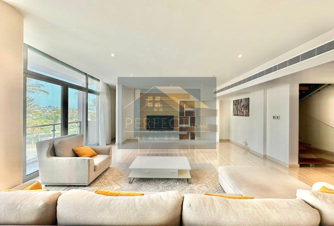 979231 - Property Image 2