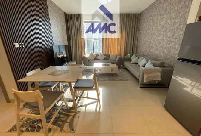 967020 - Property Image 2