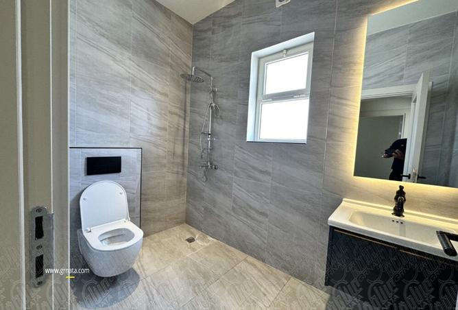 961616 - Property Image 2