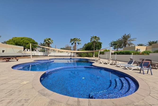 957610 - Property Image 2