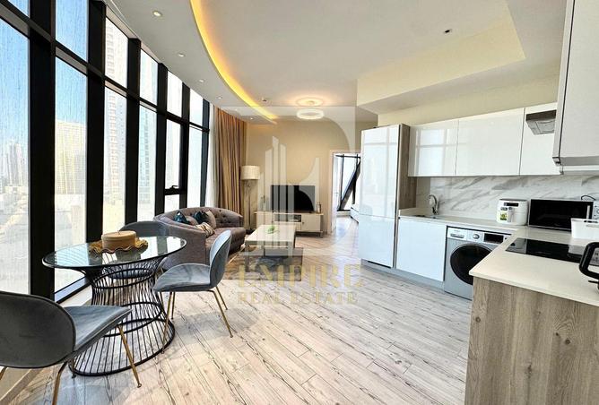 988366 - Property Image 2