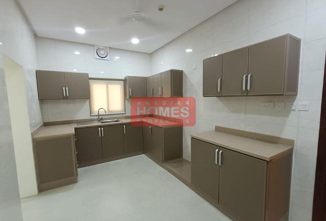 967377 - Property Image 3