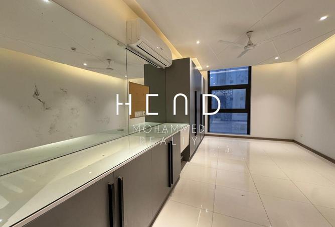 965037 - Property Image 3