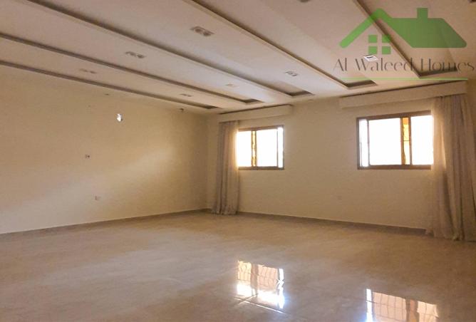941717 - Property Main Image