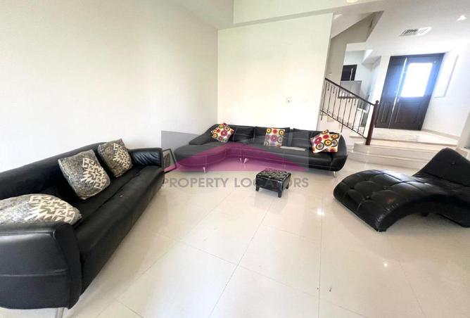 951901 - Property Image 3