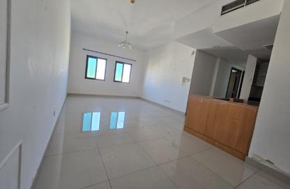 Apartment - 2 Bedrooms - 2 Bathrooms for rent in Zinj - Manama - Capital Governorate