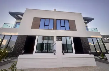 Villa - 4 Bedrooms - 5 Bathrooms for rent in Saar - Northern Governorate