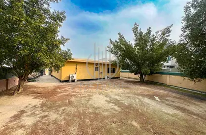 Villa - 3 Bedrooms - 4 Bathrooms for rent in Sanad - Central Governorate Villa - 3 Bedrooms - 4 Bathrooms for rent in Sanad - Central Governorate