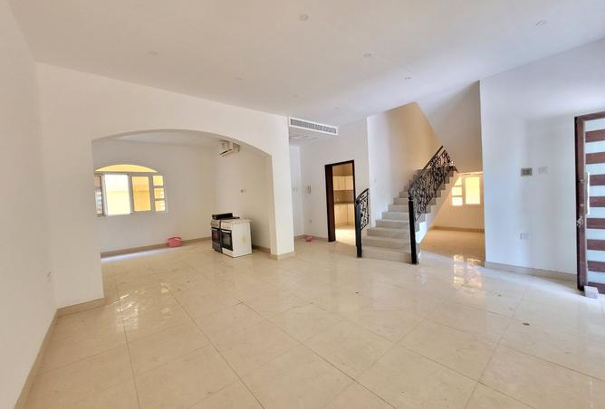 953495 - Property Image 3