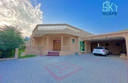 فيلا - 3 غرف نوم - 3 حمامات للايجار في الجنبية - المحافظة الشمالية