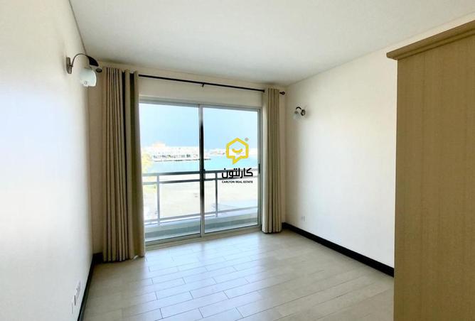 975356 - Property Image 2